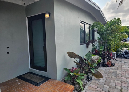 1330 Ne 41st Drive - Photo 1
