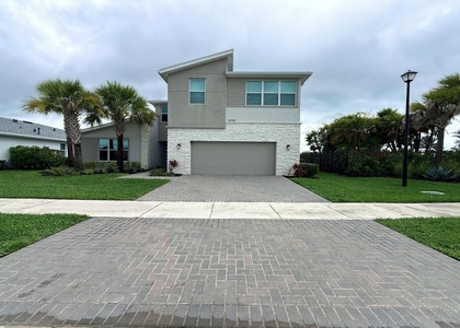 10710 Sw Hensley Street - Photo 1