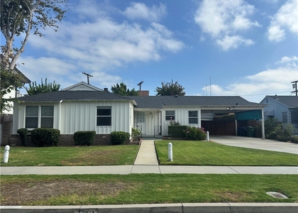 12811 Cumpston - Photo 1