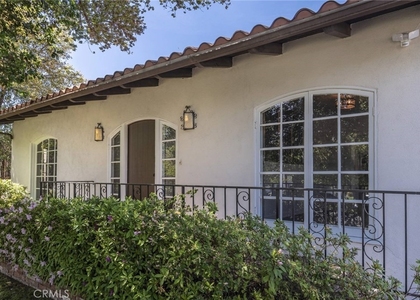 4213 Wilkinson Avenue - Photo 1