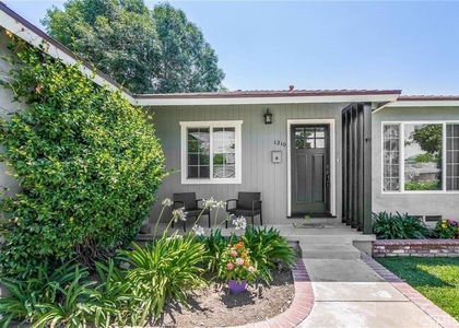 1210 E Oakmont - Photo 1