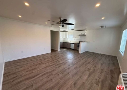 6821 Ben Avenue - Photo 1