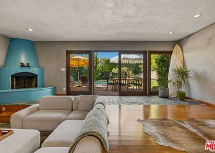 1133 Somera Road - Photo 1