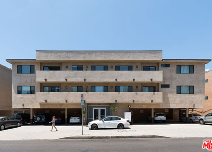 931 N Alfred Street - Photo 1