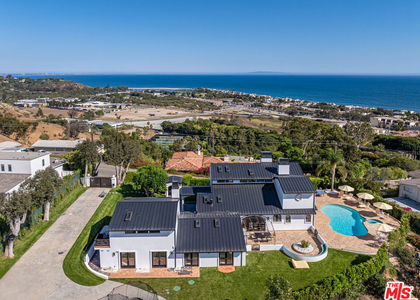 3453 Coast View Drive - Photo 1
