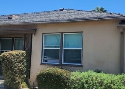 5358 S Harcourt Avenue - Photo 1