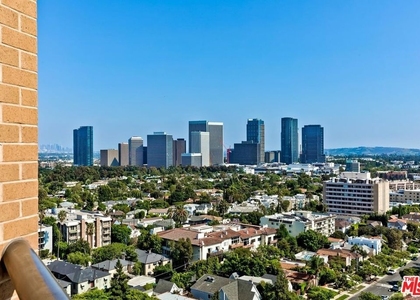 10430 Wilshire Boulevard - Photo 1