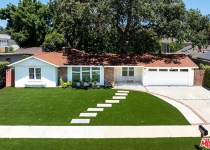 21309 Ibanez Avenue - Photo 1