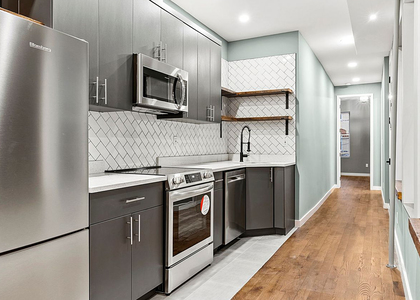 18-20 Woodbine Street - Photo 1