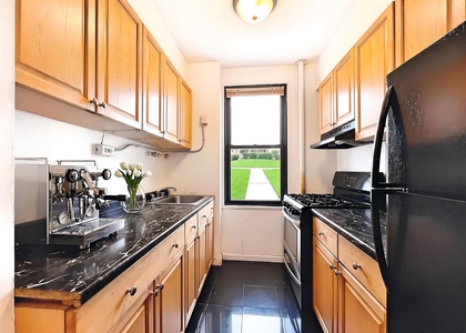 98-50 63 Drive - Photo 1