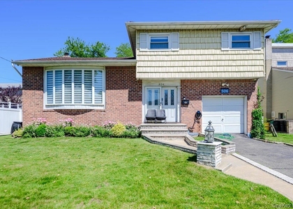 506 Cedarwood Drive - Photo 1