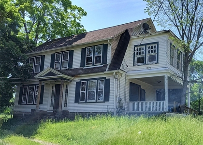 210 Manchester Road - Photo 1