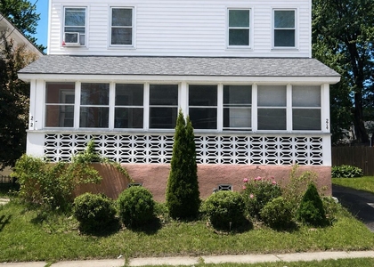 272-274 Locust Avenue - Photo 1