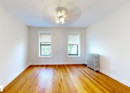 661 Henry Street - Photo 1