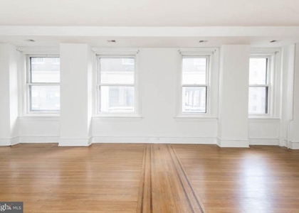 235 S 15th Street - Photo 1