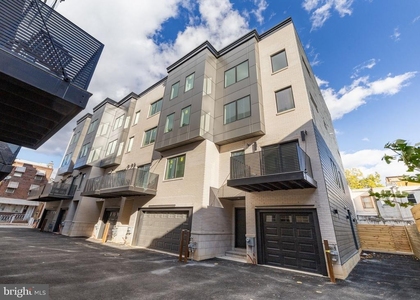 706 Latona Street - Photo 1