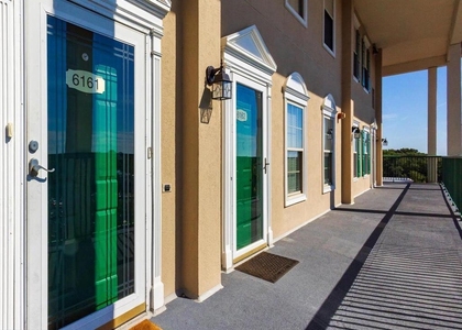 6161 Main St Piazza - Photo 1