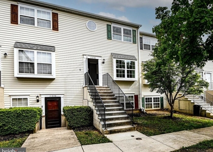 11238 Hannah Way - Photo 1