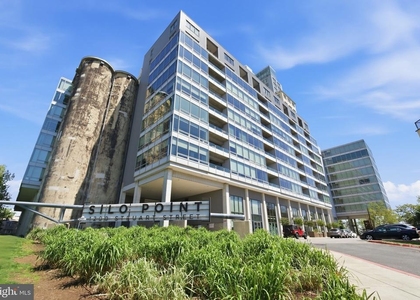 1200 Steuart Street - Photo 1