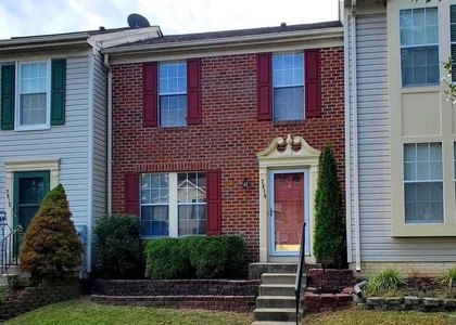 7810 Foxcove Court - Photo 1