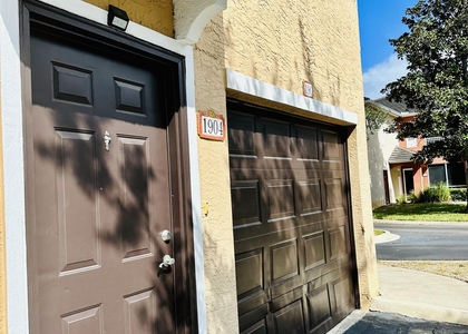 10075 Gate Parkway N - Photo 1