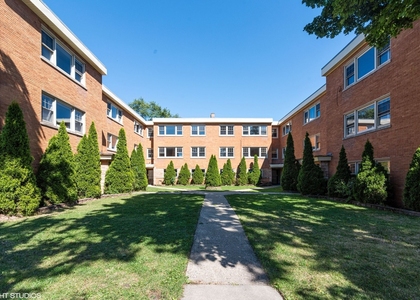 6515 N Seeley Avenue - Photo 1