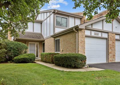 1525 Columbia Court - Photo 1