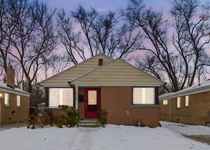1512 Mulford Street - Photo 1