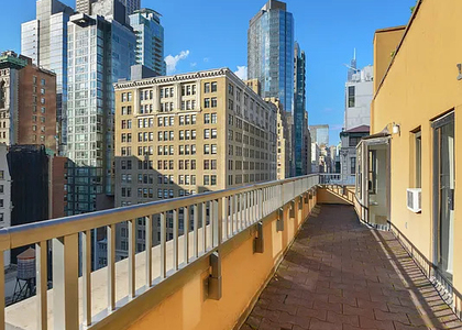  Madison Avenue - Photo 1