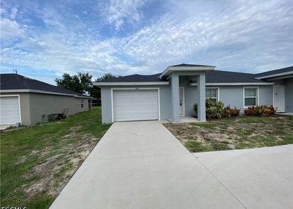 604 Skyline Boulevard - Photo 1
