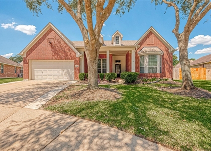 7214 Glenwick Court - Photo 1