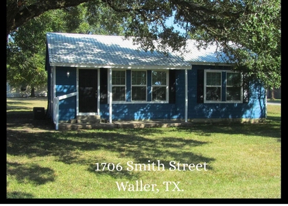 1706 Smith Street - Photo 1