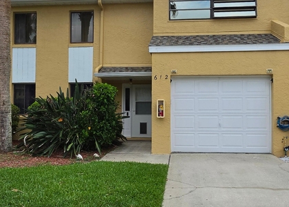 612 Cedar Side Circle Ne - Photo 1