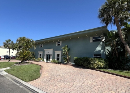 220 Columbia Drive - Photo 1