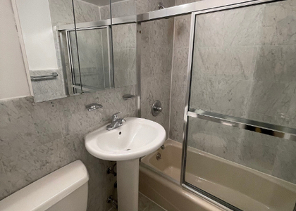1 Avenue - Photo 1