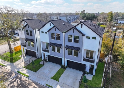 4012 Yellowstone Boulevard - Photo 1