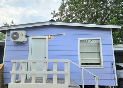 4419 W Bayshore Drive - Photo 1