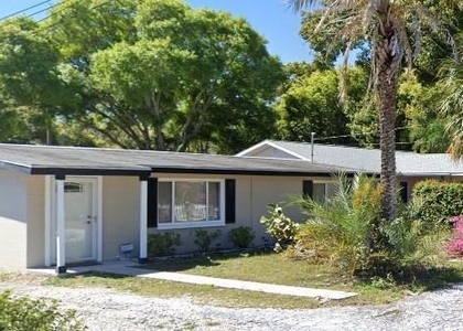 514 Ulelah Avenue - Photo 1