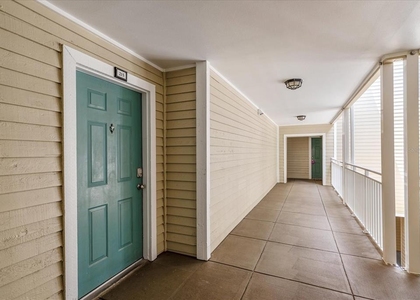 1000 W Horatio Street - Photo 1