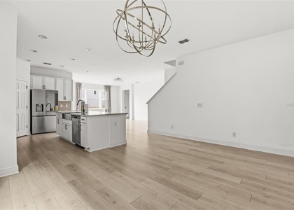 14452 Crestavista Avenue - Photo 1