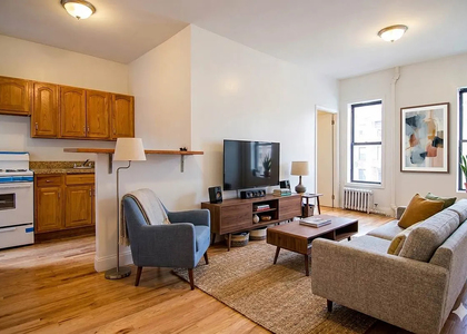 East 14th Street - Photo 1