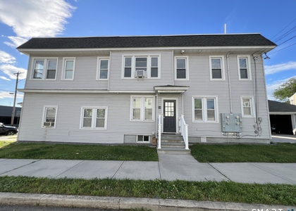 220 King Street - Photo 1