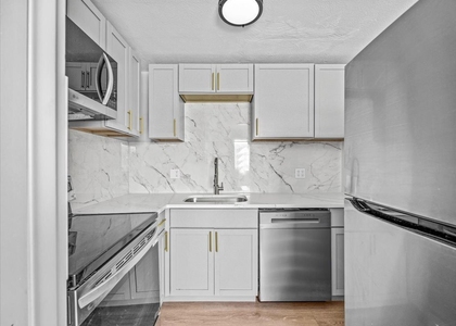 98 Carlton Street - Photo 1