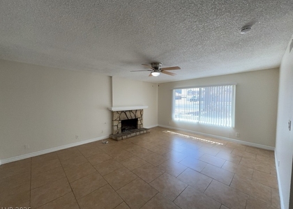 2938 Karen - Photo 1