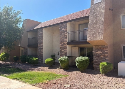 5278 River Glen Drive - Photo 1