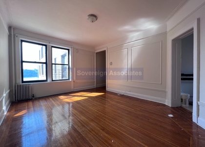150 Haven Avenue - Photo 1