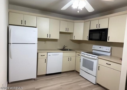 113 Amberly Drive - Photo 1