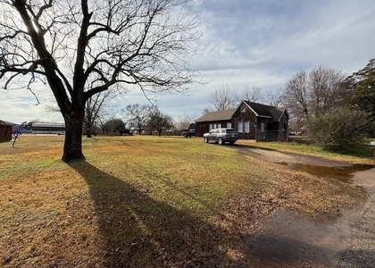642 N Love Street - Photo 1