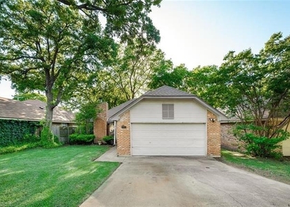 6108 Paradise Drive - Photo 1