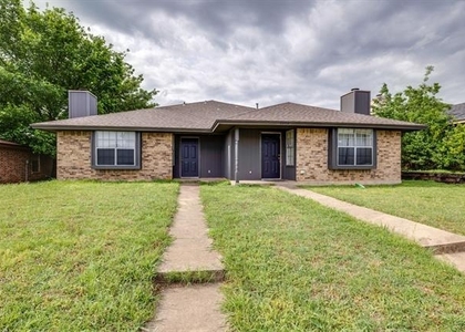 3422 Heritage Lane - Photo 1
